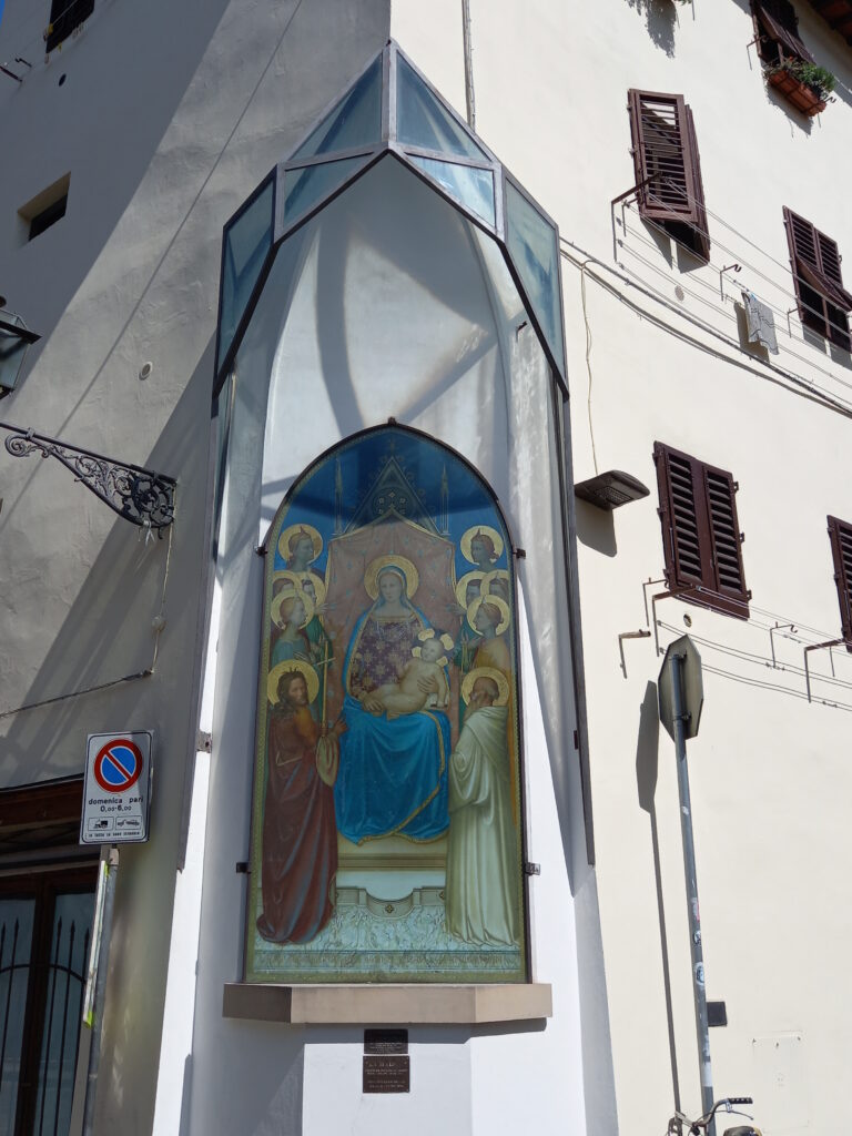 tabernacolo in via del leone angolo via della chiesa