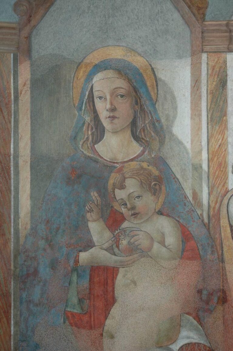 dettaglio dell'affresco del tabernacolo in via benedetta angolo via della scala